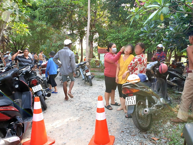 Mẹ gào khóc thảm thiết khi con trai lớp 8 đi tắm sông cùng bạn học bị nước cuốn trôi mất tích-3