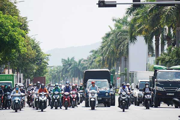 Dự báo thời tiết 9/5, Hà Nội ngày nắng nóng, chiều tối mưa giông-1