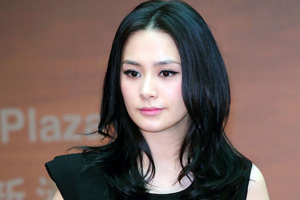 3 mối tình đau khổ của Chung Hân Đồng: Suýt mất sự nghiệp vì ảnh nóng, bị cắm sừng vẫn ngậm đắng nuốt cay-4