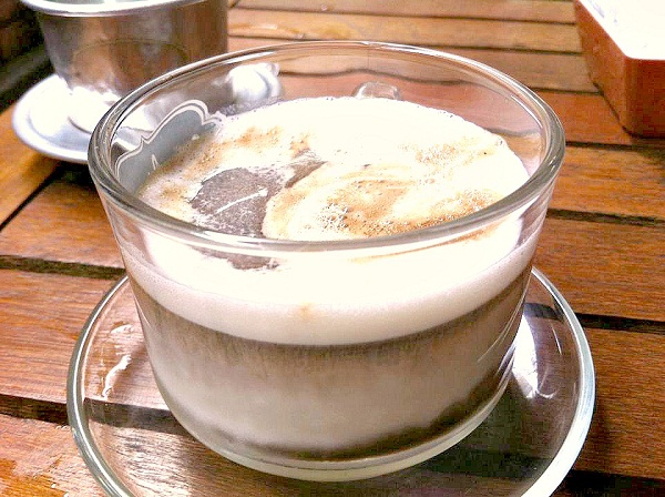 Cà phê giải nhiệt hè 2020 có gì hot? Mix đủ vị cực lạ từ… muối, đường đen cho tới nước ngọt có gas-4