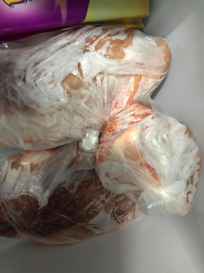 Mẹ gửi hộp trứng từ quê lên, tờ giấy nhắn bên trong chỉ có một câu nhưng ai đọc cũng xúc động-3