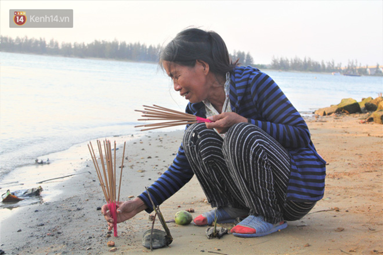 Thảm kịch lật thuyền khiến 5 người tử vong và mất tích ở Quảng Nam: Người đầu bạc khóc kẻ tóc xanh!-2