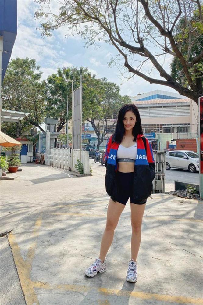 Miu Lê gia nhập hội mỹ nhân sở hữu vòng eo con kiến nhờ ăn cơm-4