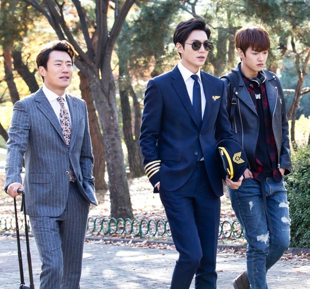 Lee Min Ho tuổi 33 - diễn đơ và không bao giờ nhận vai con nhà nghèo-5