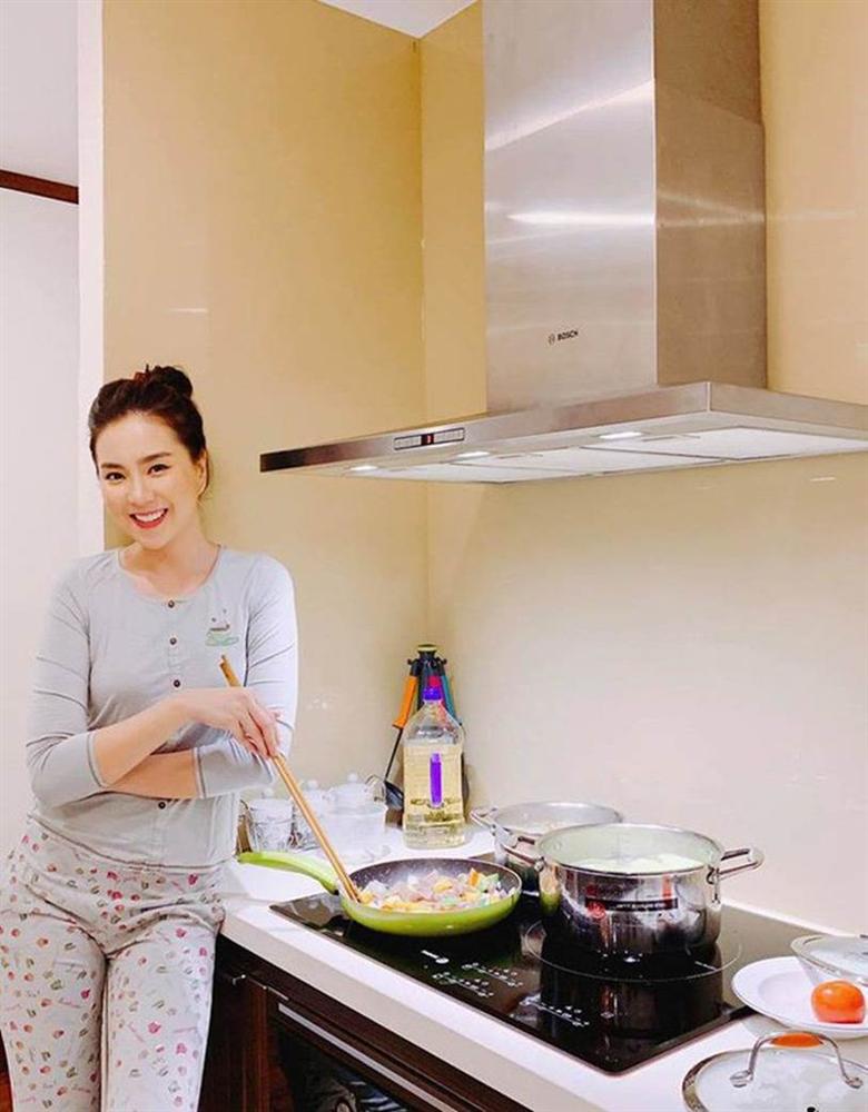 MC Mai Ngọc hé lộ mọi ngóc ngách trong nhà triệu đô, nhìn trước cửa cũng đã thấy choáng-8