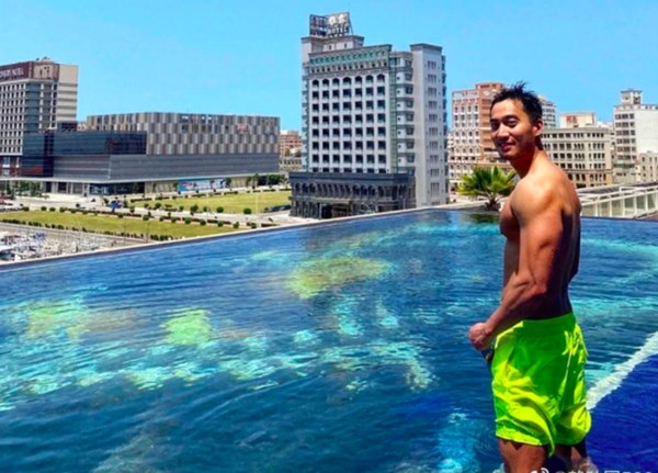 Tình trạng sức khoẻ đáng lo ngại của chồng Chung Hân Đồng hậu ly hôn: Sút 10kg, mất ngủ, luôn suy nghĩ tiêu cực-4