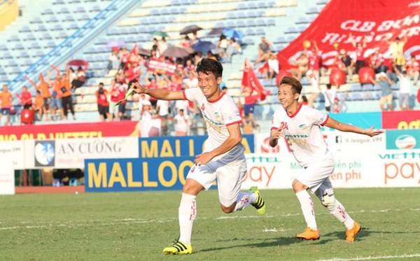 Đừng nghi ngờ gì nữa, Heerenveen thực sự là miền đất hứa cho Văn Hậu-3