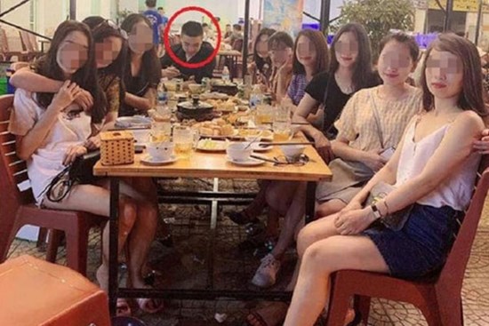 Bị sốc khi crush rủ 