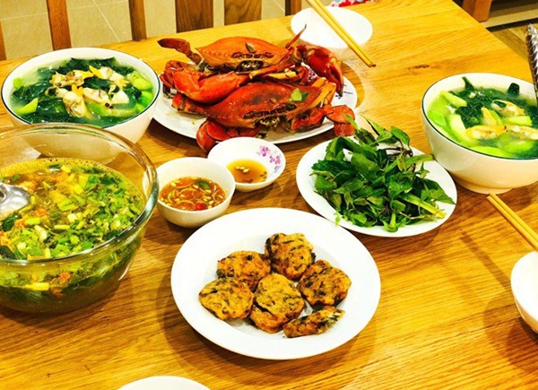 Chiều vợ có số má như Shark Hưng, là doanh nhân có tiếng vẫn tự tay làm bánh sinh nhật cho bà xã, nhìn thành quả ai cũng bất ngờ-8