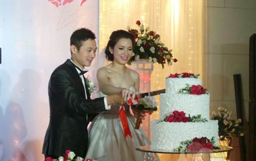 Sắc vóc vợ hai kém 14 tuổi của MC Anh Tuấn thời đi thi Hoa hậu Việt Nam-1