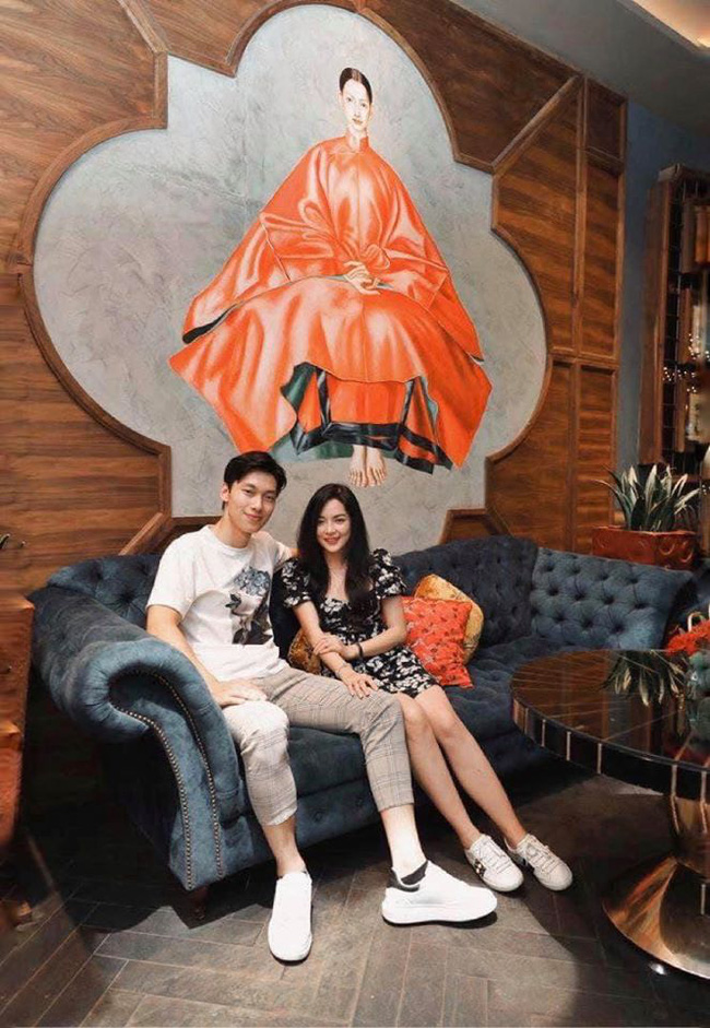 Người ấy là ai?: Alan Phạm bay ra Hà Nội hẹn hò với Thanh Quỳnh, fan dự đoán điều thú vị về chiếc váy của nữ chính-2