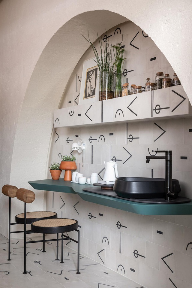 Nhà 25m2 gây ấn tượng thị giác cực mạnh nhờ cách bố trí nội thất thông minh-4