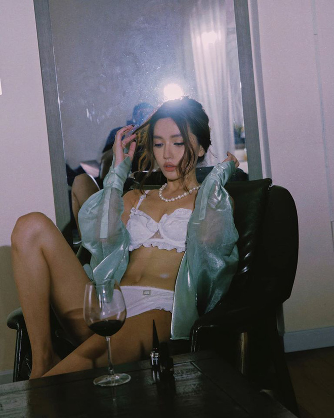 Bùi Bích Phương đăng ảnh gợi cảm, để lộ nhược điểm cơ thể khiến cô cảm thấy tự ti-3