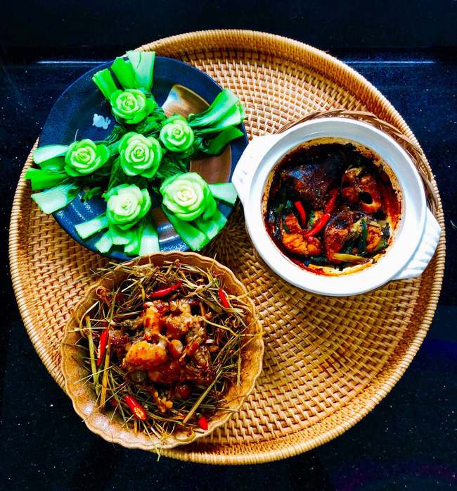 9x miền Tây xinh đẹp khoe những mâm cơm siêu đẹp khiến ai cũng phải trầm trồ khen ngợi-8