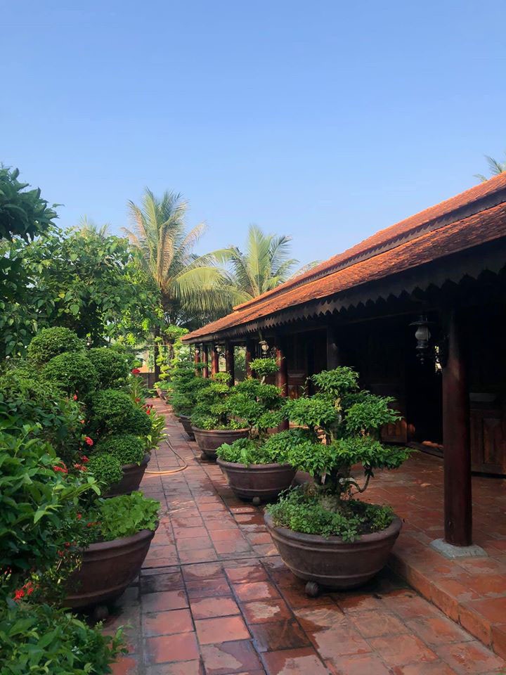 Chiêm ngưỡng ngôi nhà cổ tuyệt đẹp, rộng thẳng cánh cò bay ở Long An-14