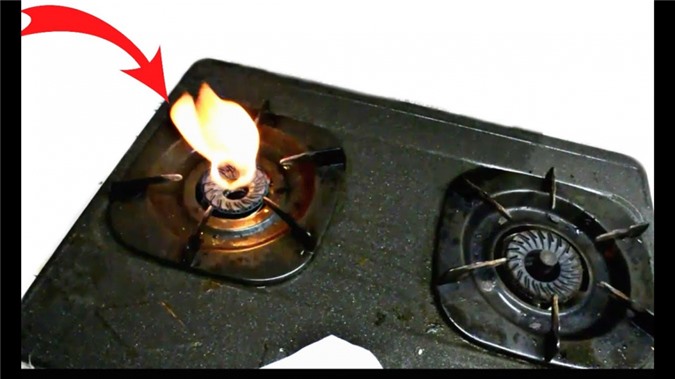 If you see these signs on your gas stove, you need to fix them quickly to avoid an explosive situation-2