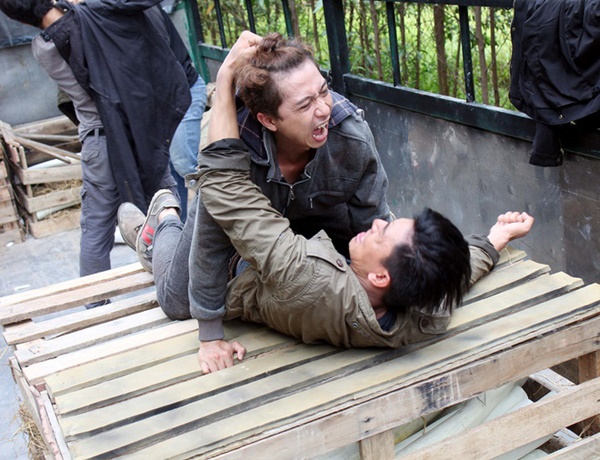 Đóng cảnh tự tử phải lao vào đoàn tàu thật đang chạy và những chuyện đáng sợ sau màn ảnh-3