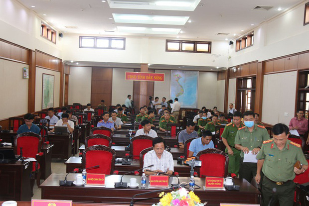 Những tình tiết không thể tin nổi trong vụ Bí thư xã giết cháu rồi giả chết: Từng đi trộm mộ, theo dõi đám tang của chính mình qua camera-1