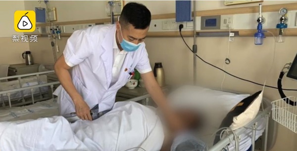 Chàng trai 9X đột nhiên tê liệt cả người, nói năng không rõ ràng, nguyên nhân do thói quen thức khuya, ăn nhiều thức ăn nhanh-2