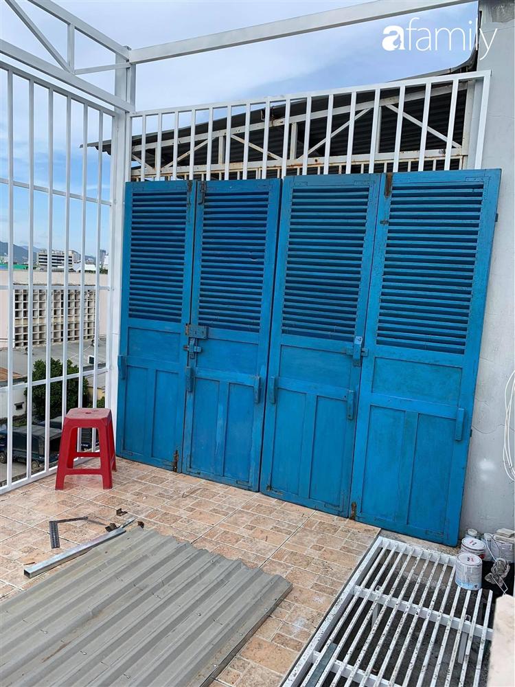 Ghen tị với góc chill rộng thoáng 40m² trên sân thượng tràn ngập hồng ngoại của mẹ đảm tại Nha Trang-6