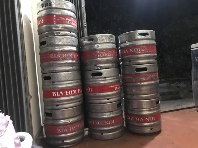 Bia hơi nhạt như nước ốc, dân nhậu nghi pha thêm nước lọc-3