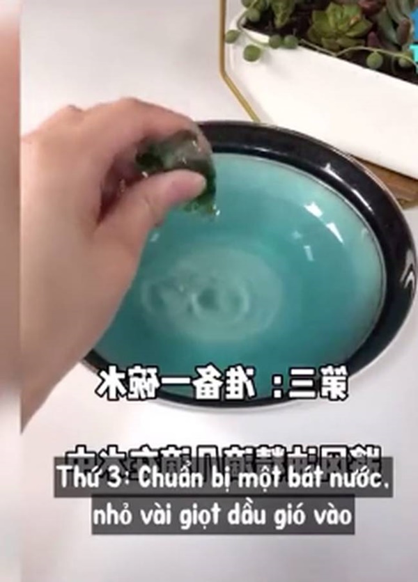 Dùng dầu gió đã lâu mà giờ mới biết những công dụng tuyệt vời đến ngỡ ngàng-4