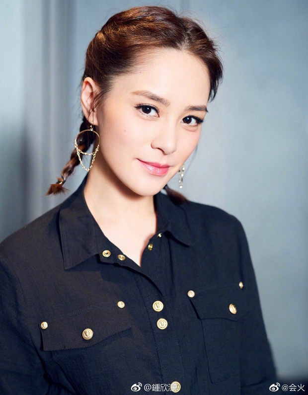 Truyền thông Đài Loan bóc trần cuộc sống hôn nhân của Chung Hân Đồng: Không tình dục, vợ tiêu của chồng 40 tỷ đồng-4