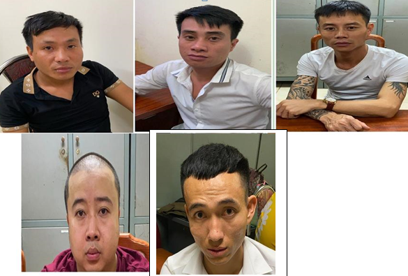Bắt nhóm đàn ông gọi 7 chân dài vào nhà nghỉ phê ma túy tập thể-1