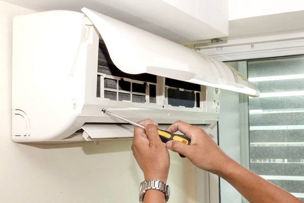 5 kinh nghiệm giúp chị em tránh được cảnh móc túi oan uổng từ thợ sửa điều hòa-2