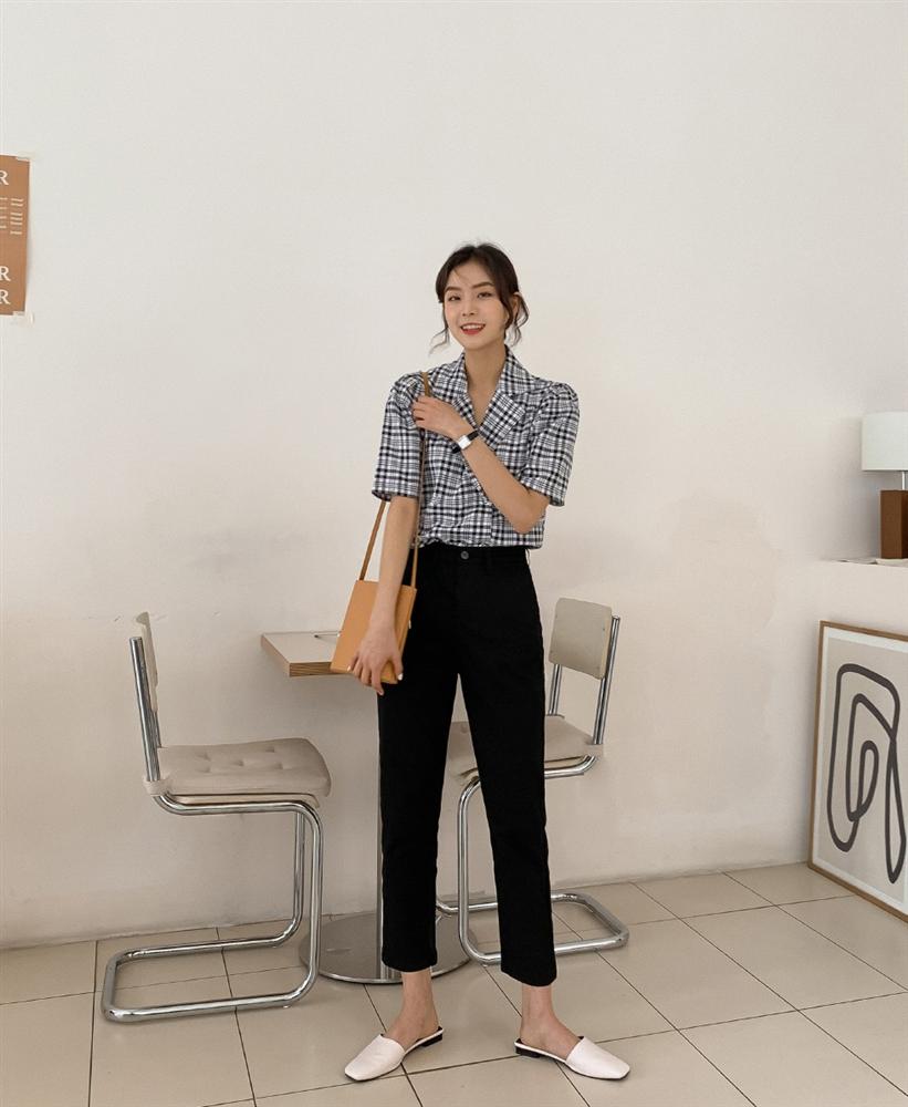 Để Thanh Hằng và Hà Tăng chỉ cho chị em combo áo quần đã ăn chơi còn hack tuổi diệu kỳ, xứng đáng được diện suốt Hè-6