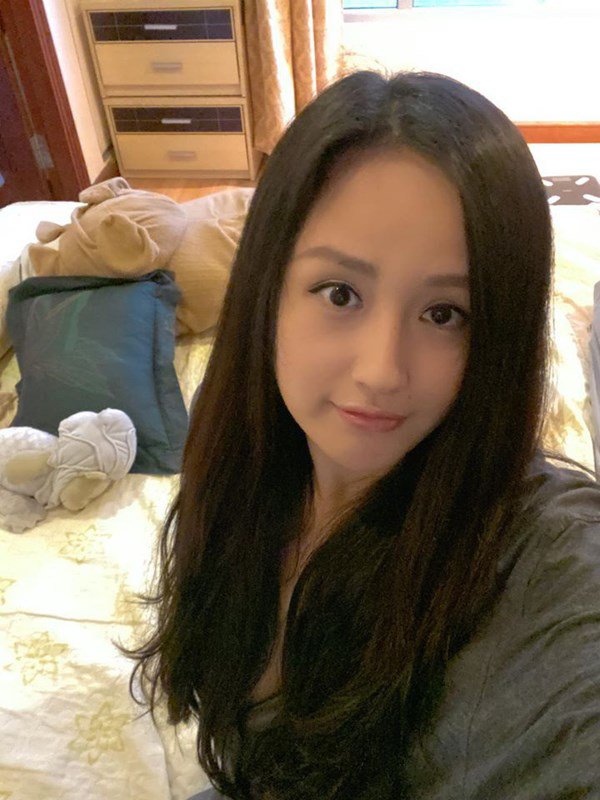 2 nàng hậu U30 chưa chồng: Người 2 căn nhà, kẻ chăn ga cũng giá 100 triệu-9