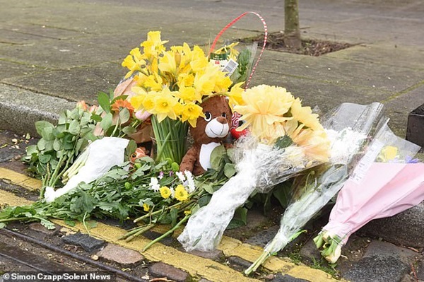 Bé gái sơ sinh bị bỏ rơi đến chết ở bãi rác, cảnh sát điều tra và phát hiện sự việc không hề đơn giản-3