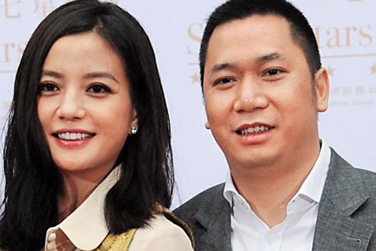 Nguyên nhân khiến Triệu Vy quyết định chọn Huỳnh Hữu Long thay vì Huỳnh Hiểu Minh, hóa ra lại chẳng phải vì tiền tài địa vị?