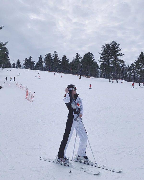 Nàng tiểu thư ngậm thìa bạc của giới siêu giàu Trung Quốc từng gây sốt tại vũ hội xa hoa nhất hành tinh sau 2 năm có cuộc sống khác biệt-8