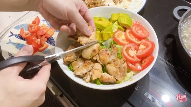 Hari Won tiết lộ mê món ăn đặc biệt do Trường Giang làm nên Trấn Thành quyết tâm làm bằng được-3