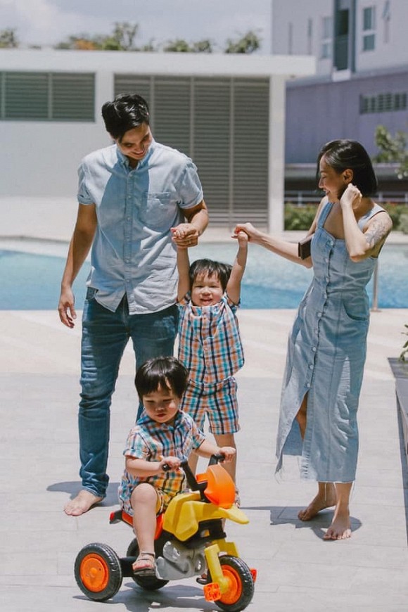 Sau 6 năm ồn ào chuyện tình ái, Baggio hạnh phúc bên vợ, còn Andrea hiện ra sao?-2