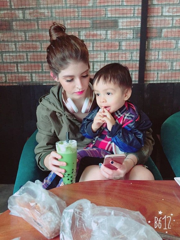 Sau 6 năm ồn ào chuyện tình ái, Baggio hạnh phúc bên vợ, còn Andrea hiện ra sao?-12