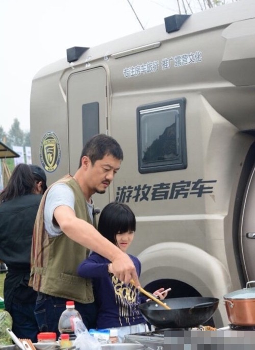 Sinh ra với dị tật hở hàm ếch nhưng con gái nam diễn viên nổi tiếng càng lớn càng xinh xắn tự tin, tất cả nhờ cách dạy của bố-7