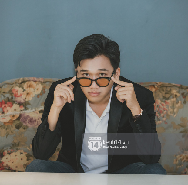 Xuân Nghị lên tiếng về tin hẹn hò, nghẹn ngào kể về thời nghèo khó: Tôi dọn khách sạn xuyên đêm, lương 1,6 triệu/tháng”-12