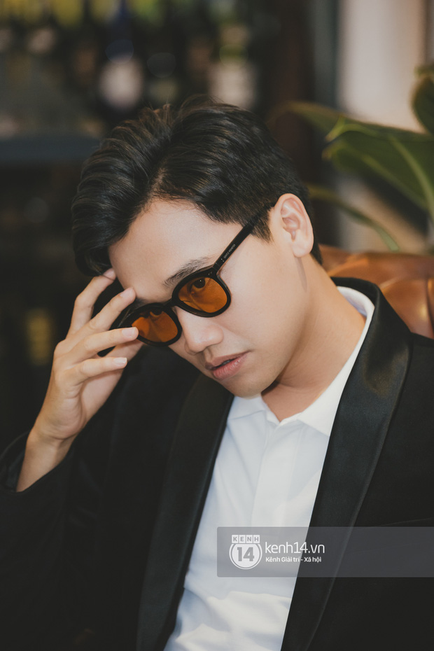 Xuân Nghị lên tiếng về tin hẹn hò, nghẹn ngào kể về thời nghèo khó: Tôi dọn khách sạn xuyên đêm, lương 1,6 triệu/tháng”-13