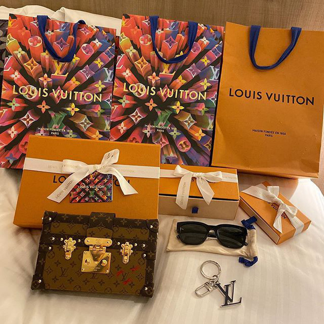 Hậu tin đồn hôn nhân lục đục, Quỳnh Anh sắm ngay túi Hermès trăm triệu, còn tag thẳng Duy Mạnh để khoe khéo-5