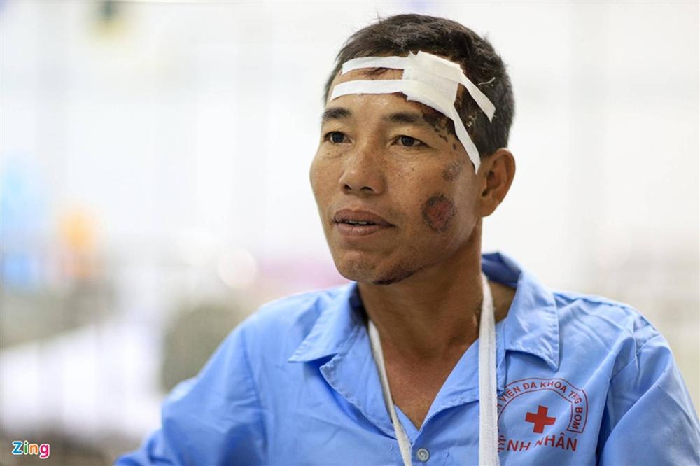 Thấy bức tường đổ, trong đầu mình nghĩ là chết rồi-3