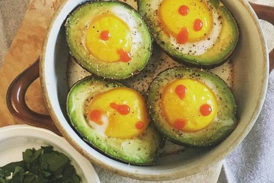 Phụ nữ siêng ăn 12 loại thực phẩm này sẽ giúp cơ thể khỏe mạnh, trẻ đẹp và đặc biệt là bảo vệ tử cung lẫn 