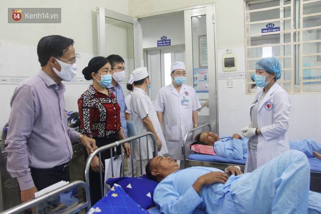 Bố mẹ bị vùi trong đống đổ nát vụ sập công trình kinh hoàng, 2 đứa trẻ bơ vơ trong bệnh viện: Tụi nhỏ không chịu ăn, cứ lo mẹ sẽ chết-17