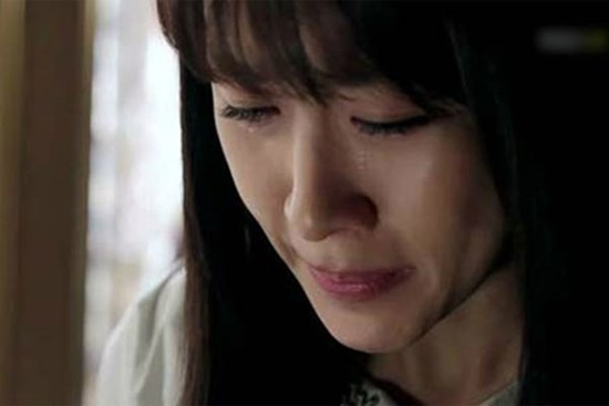Ghê sợ khi phát hiện những sở thích quái đản của chồng với gái gọi
