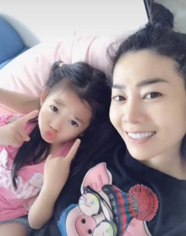 49 ngày mất Mai Phương: Những hình ảnh còn sống mãi bên con gái Lavie được quản lý share lại, Ốc Thanh Vân bồi hồi xót xa-1