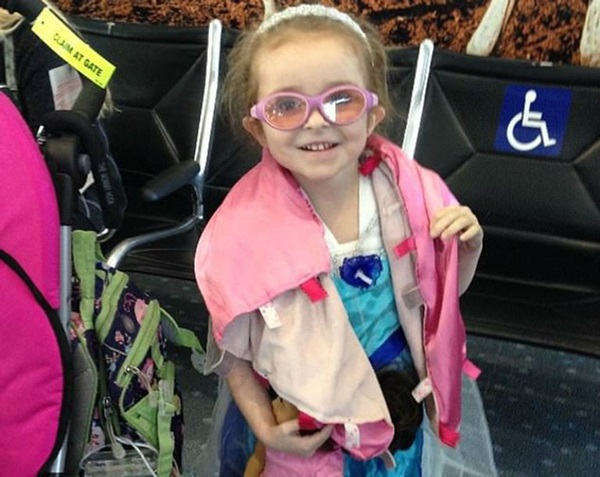 Bé gái 7 tuổi qua đời trong sự thương xót của dư luận, cảnh sát khai quật mộ đứa trẻ và phát hiện việc làm tàn độc của người mẹ-2