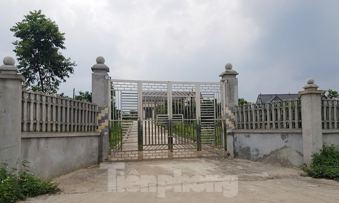 Cận cảnh biệt thự, nhà vườn trái phép mọc trên đồi ở Ba Vì-3