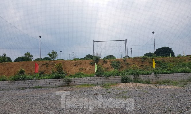 Cận cảnh biệt thự, nhà vườn trái phép mọc trên đồi ở Ba Vì-8