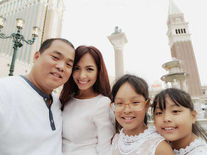 Ông xã Thuý Hạnh từng xin vợ đi massage, tự giác ngủ sofa mỗi khi nhậu say về-4